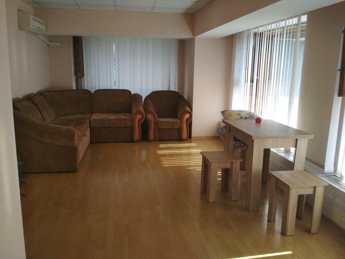 Готель На Автовокзалі Poltava Kültér fotó